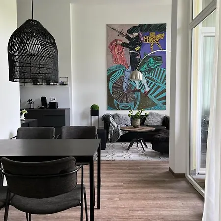 Lunas Appartements In Der Alten Schule Essen Esterno foto