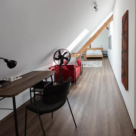 Lunas Appartements In Der Alten Schule Essen Esterno foto