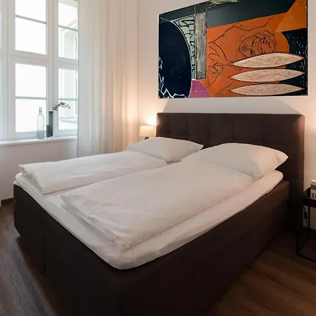 Lunas Appartements In Der Alten Schule Essen Esterno foto